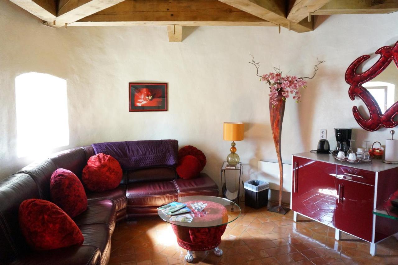 Chambre D'Hotes Au Chateau De Belcastel Belcastel  Exterior foto