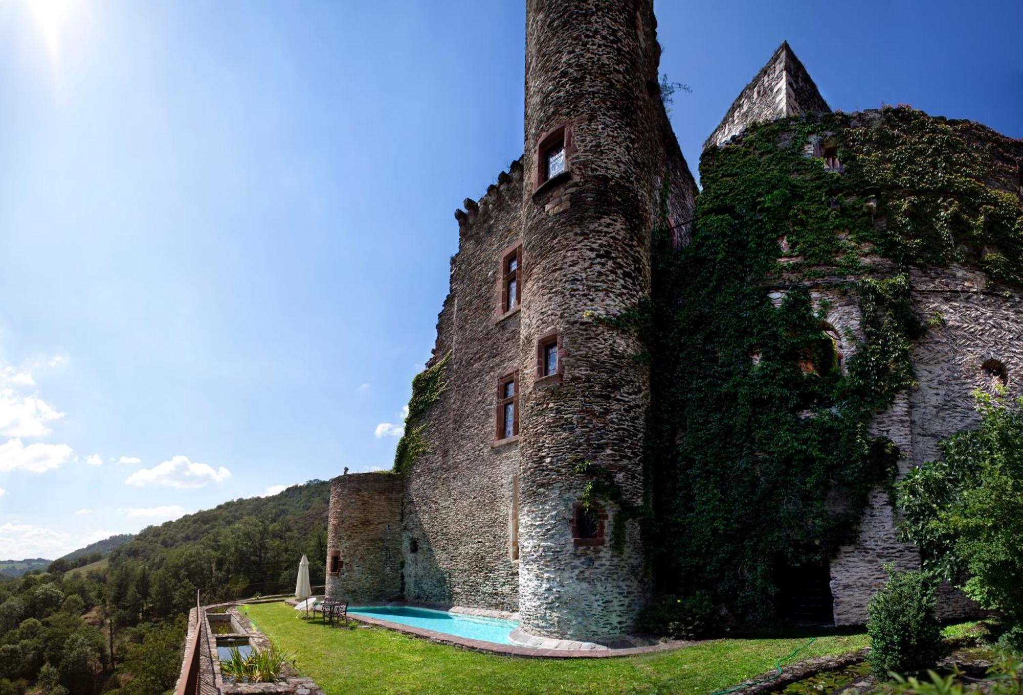 Chambre D'Hotes Au Chateau De Belcastel Exterior foto