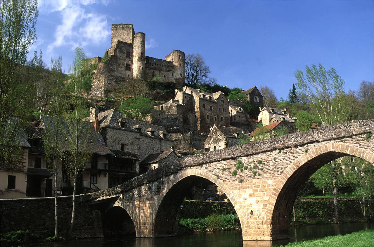 Chambre D'Hotes Au Chateau De Belcastel Exterior foto